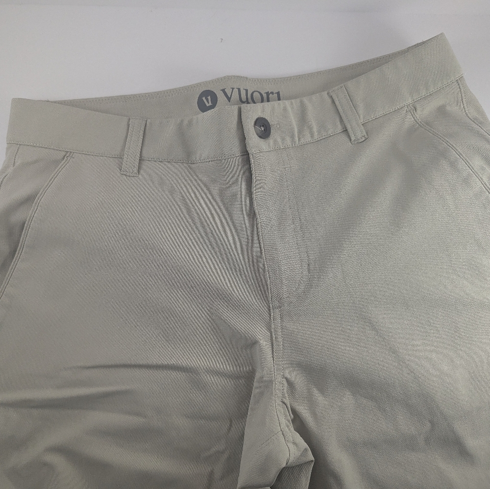 Vuori Men's Tan Meta Shorts 8 Inches Inseam Size 30